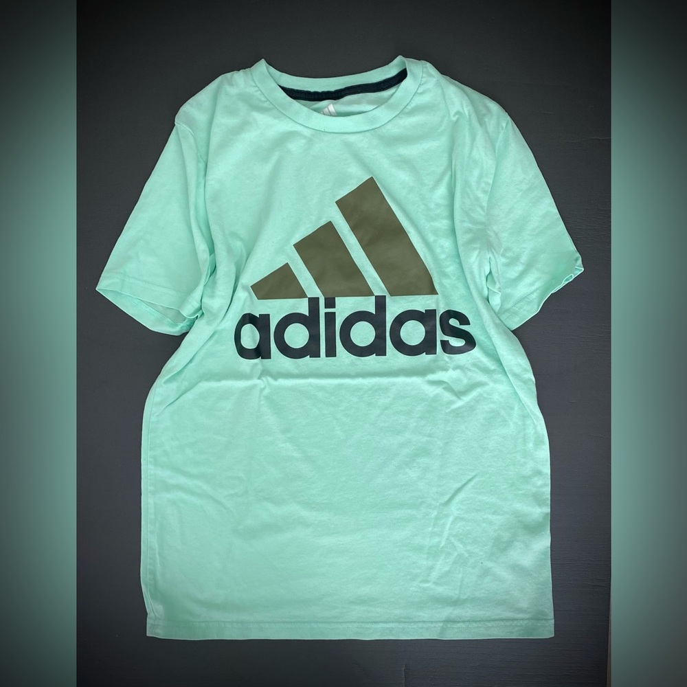 Adidas Tee. Large Youth. 100% Cotton